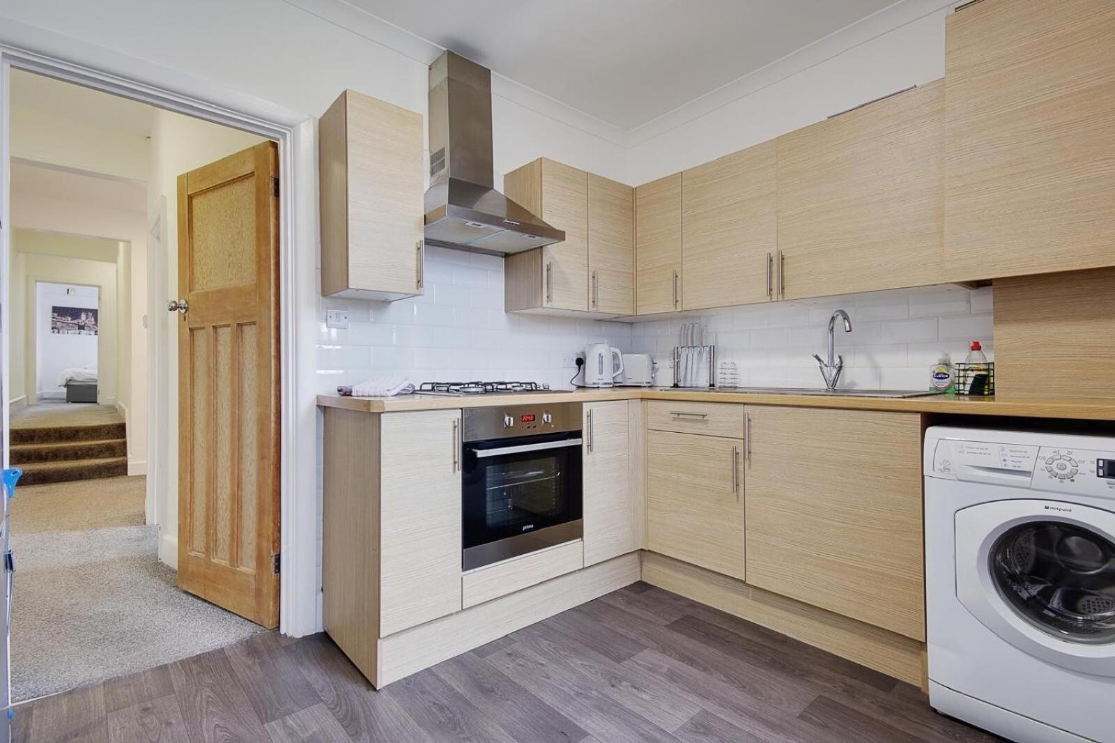 Wimbourne Road Apartment 3 伯恩茅斯 外观 照片